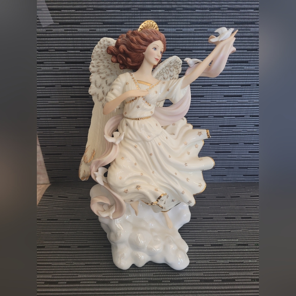LENOX Millennium MESSENGER Angel 12"
